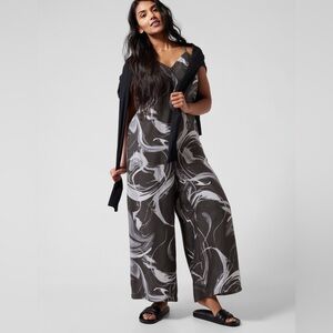 Athleta • Calm Cool Wide Leg Marble Abstract Jumpsuit Size Small